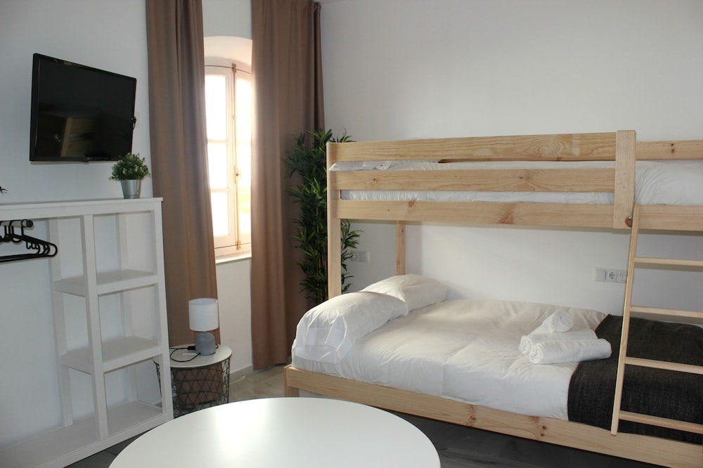 Deluxe Apartment, 2 Bedrooms photo 3
