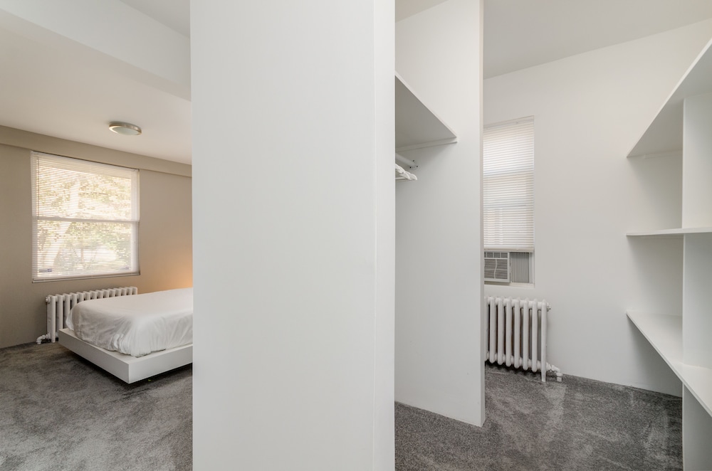 House, 4 Bedrooms photo 2