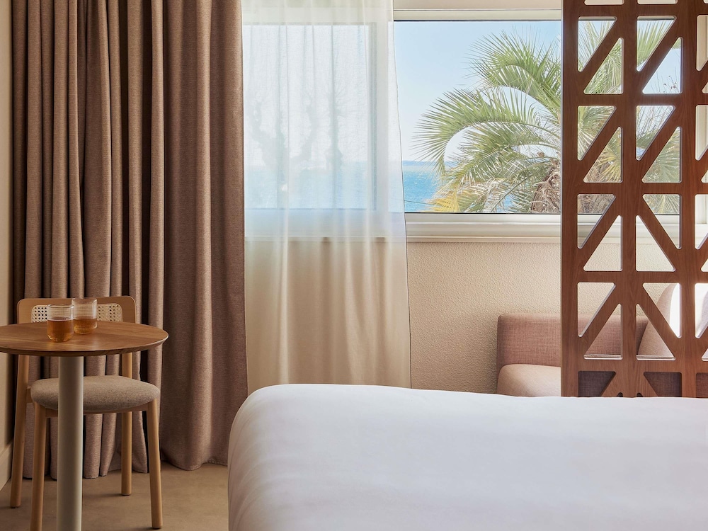 Privilege, Room, 1 Double Bed, Sea View - Photo 3