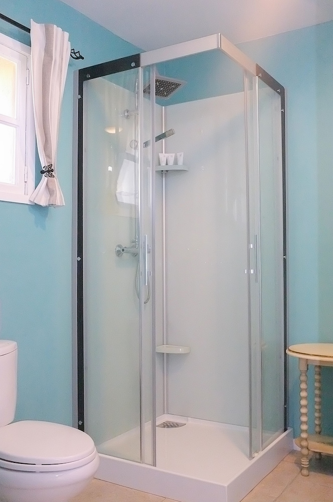 Double Room (Gris) photo 2