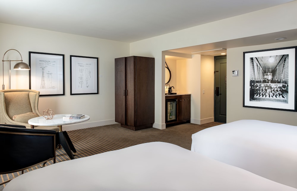 Premium Quadruple Room with Two Double Beds and 4 Adults Occupancy (Non Smoking)