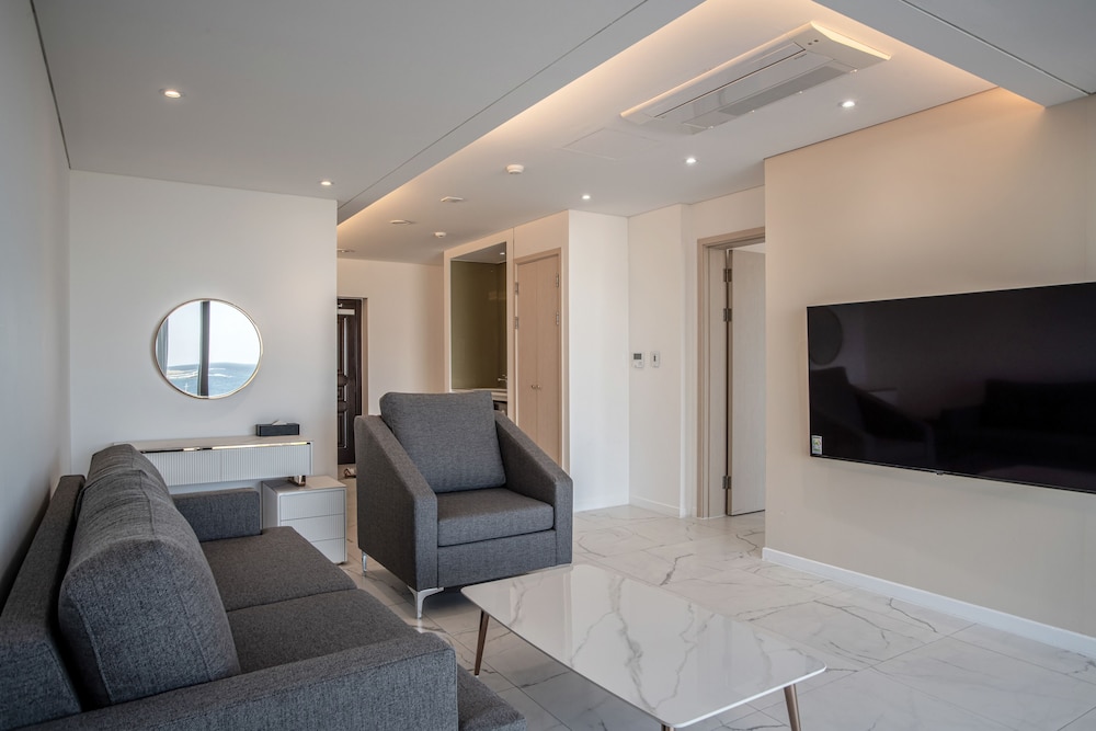 Aewol Suite photo 2