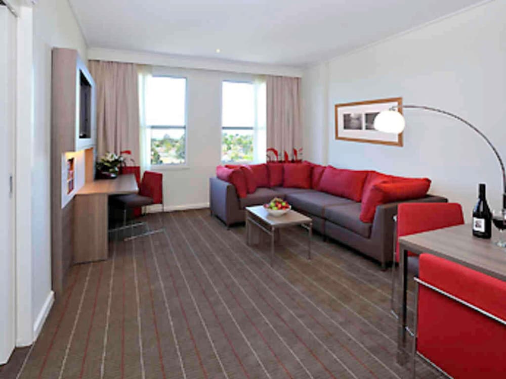 Suite, 1 King Bed with Sofa bed - Photo 2
