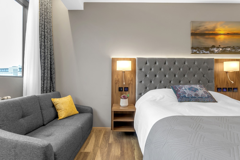 Superior Quadruple Room photo 3