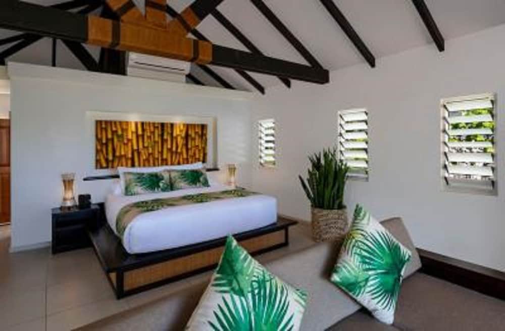 Bungalow, Private Pool, Beachfront