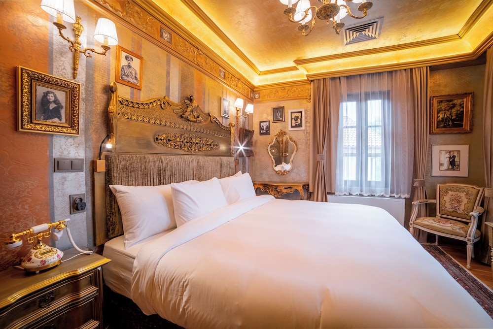 Grand Room