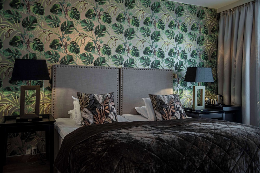 Standard Room, 2 Twin Beds, Non Smoking - Photo 21