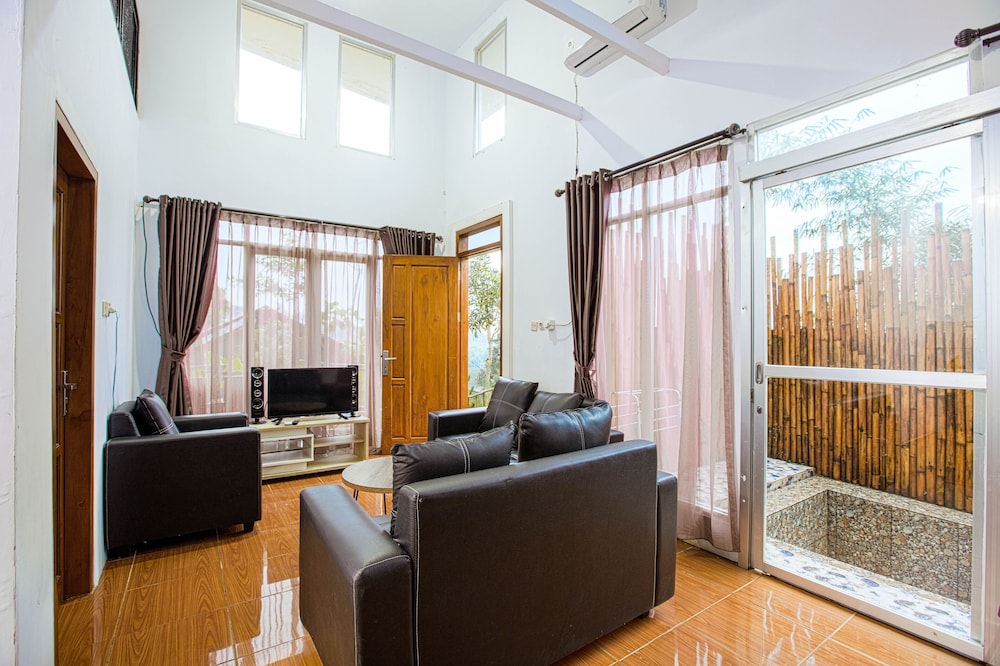 Premier Quadruple Room