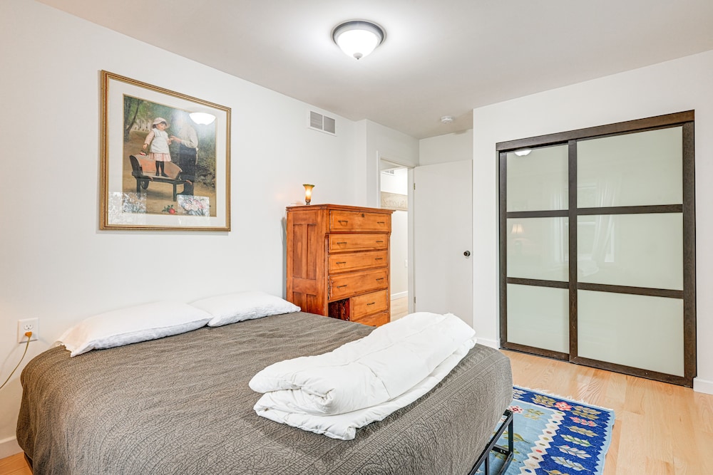 House (2 Bedrooms) photo 2
