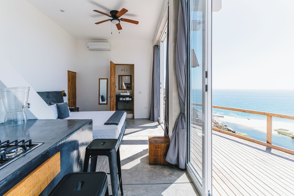 Suite #12 Ocean View King with Kitchenette