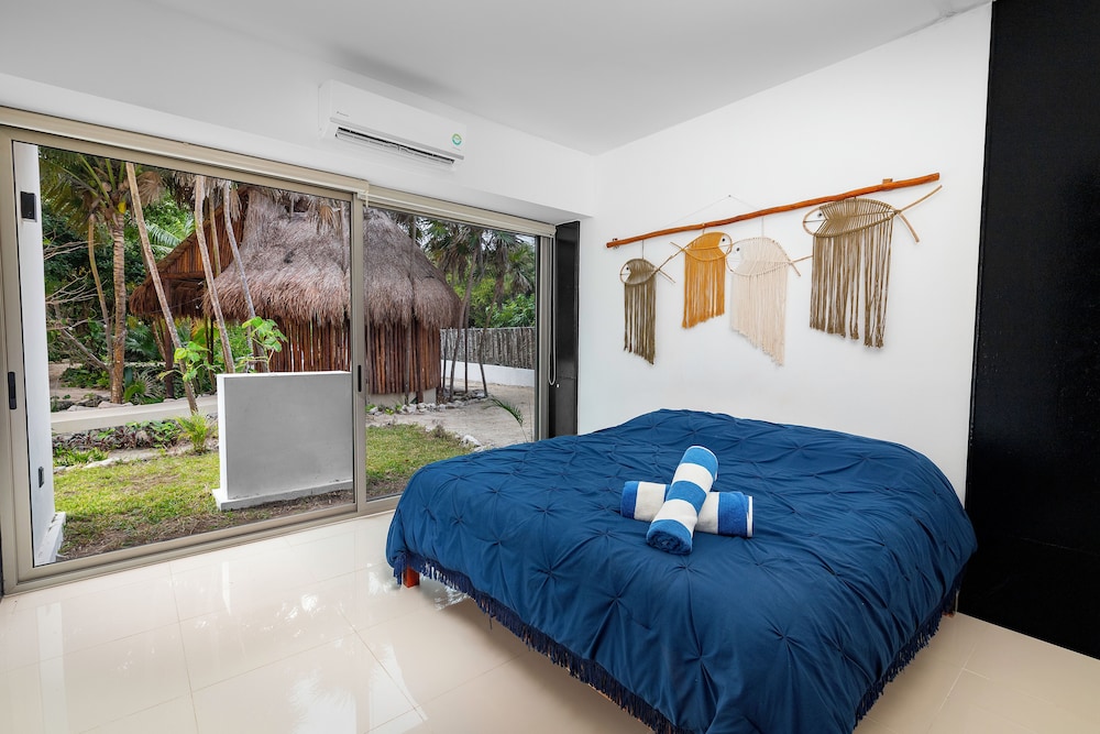 Luxury Apartment, 2 Bedrooms - Photo 4