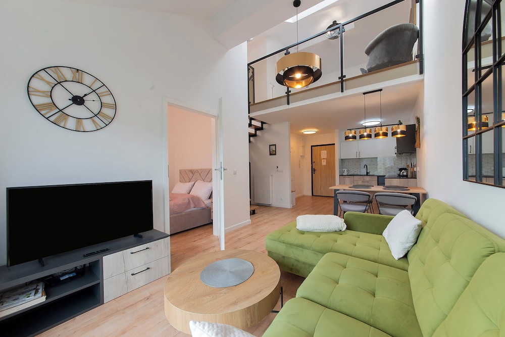 Family Apartment photo 1