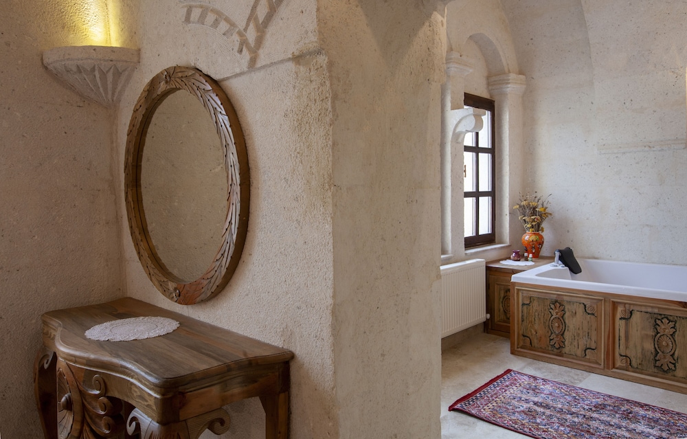 Honeymoon suite With Jakuzi photo 3