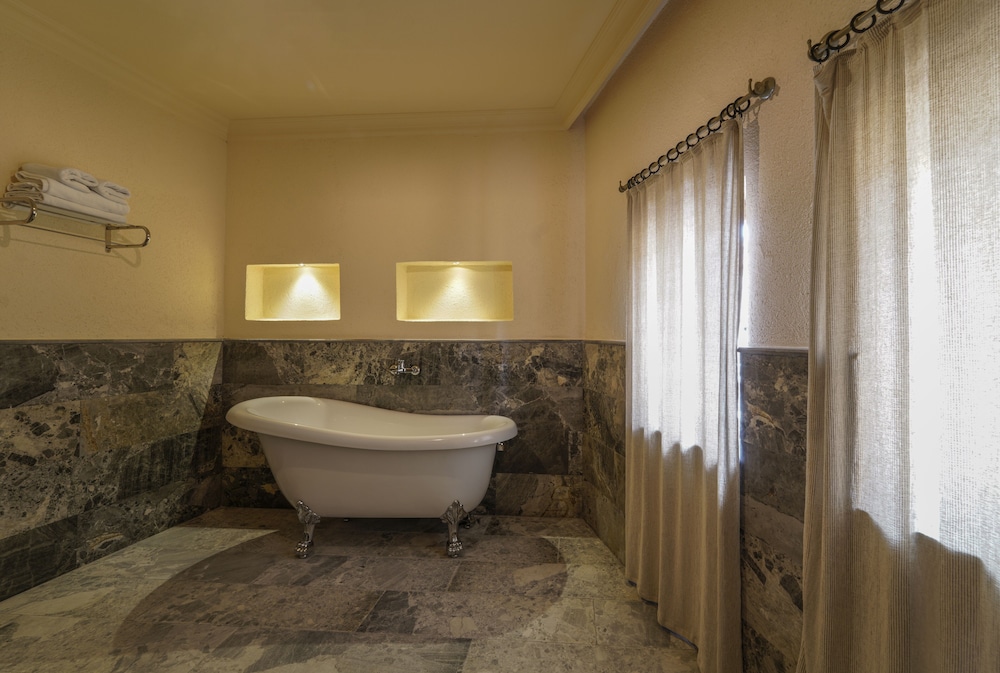 Suite photo 2