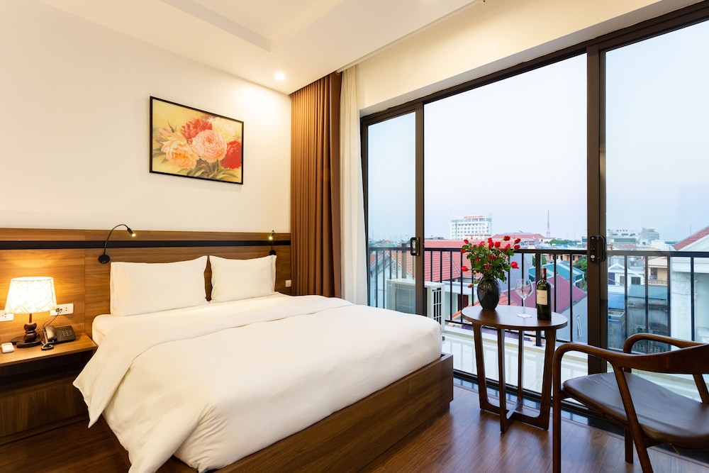 Deluxe Double or Twin Room