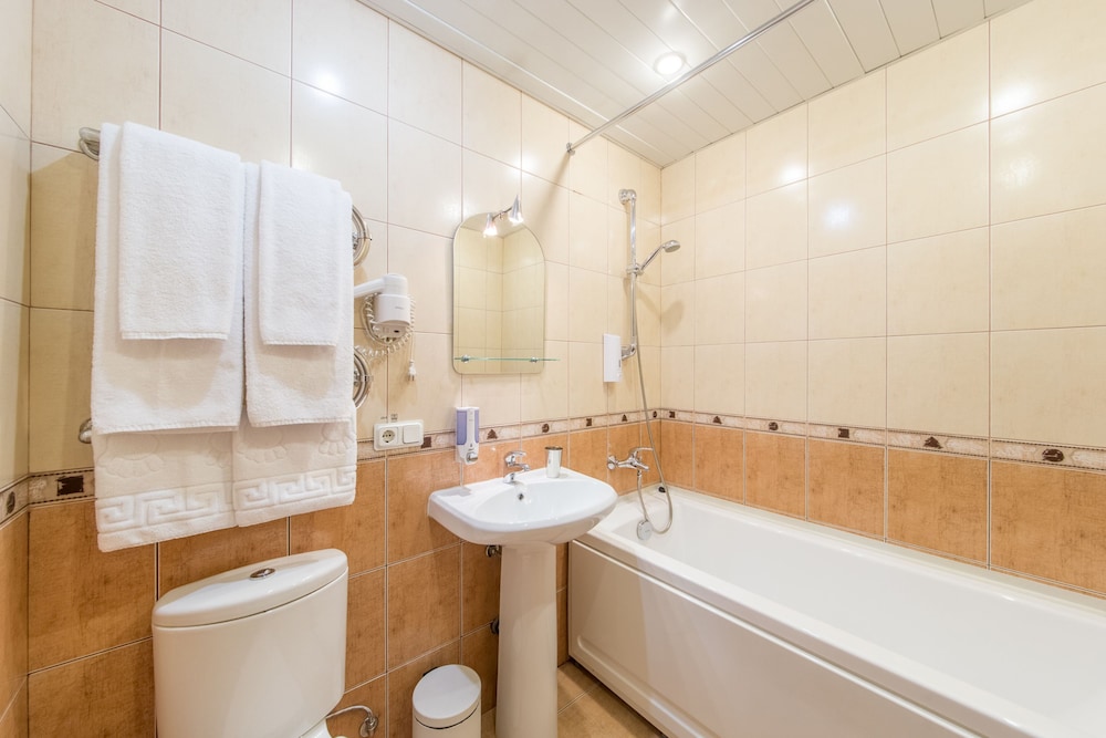 Standard Double or Twin Room photo 2