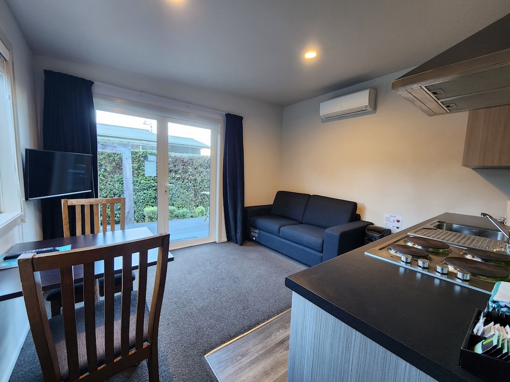 Cabin, Multiple Beds (Pet Friendly) - Photo 4