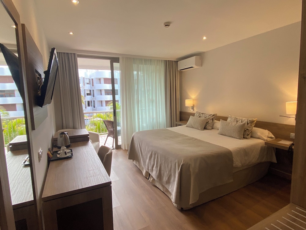Comfort Double Room, Balcony, Pool View
