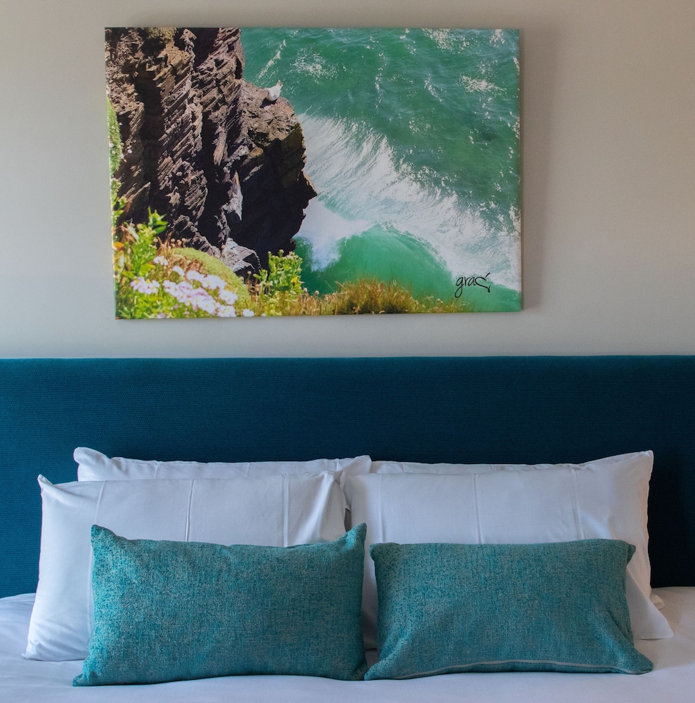 Luxury Double or Twin Room photo 3