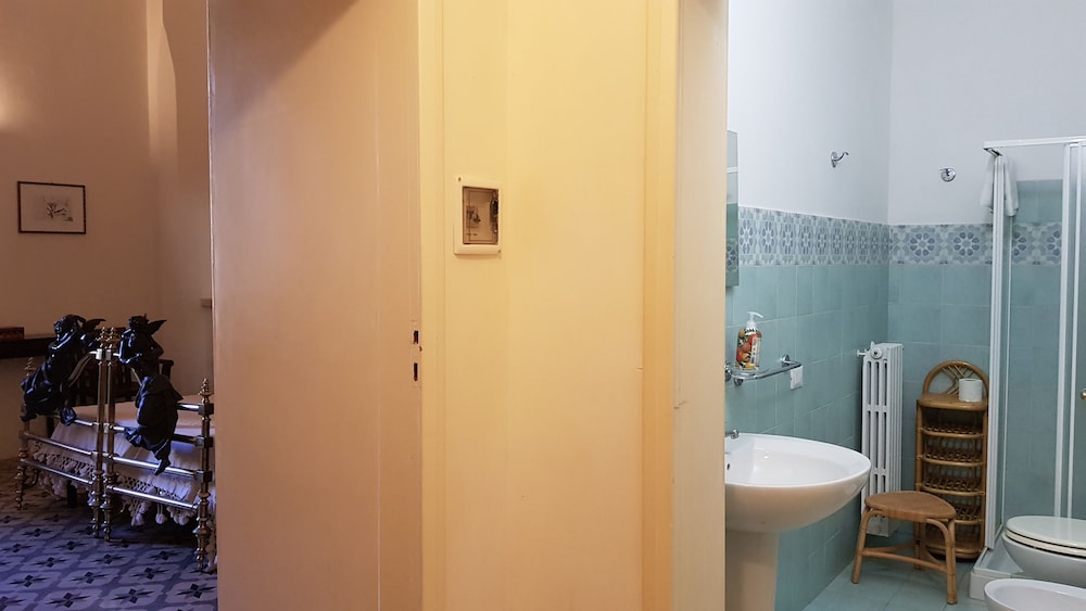 Deluxe Double Room (Limoneto) photo 3