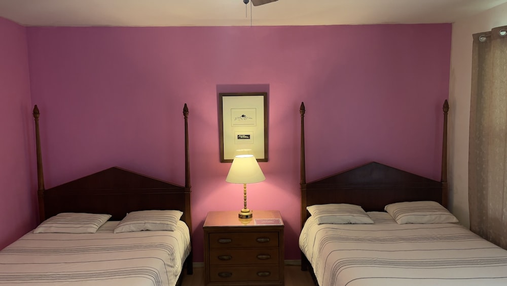Room (Ginger) - Photo 14