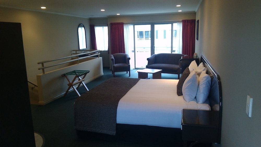 Executive Studio Suite, 1 King Bed