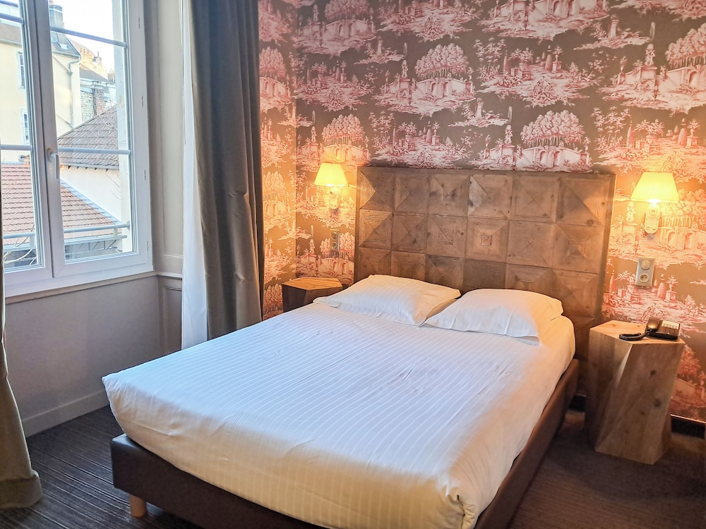 Standard Double Room photo 3
