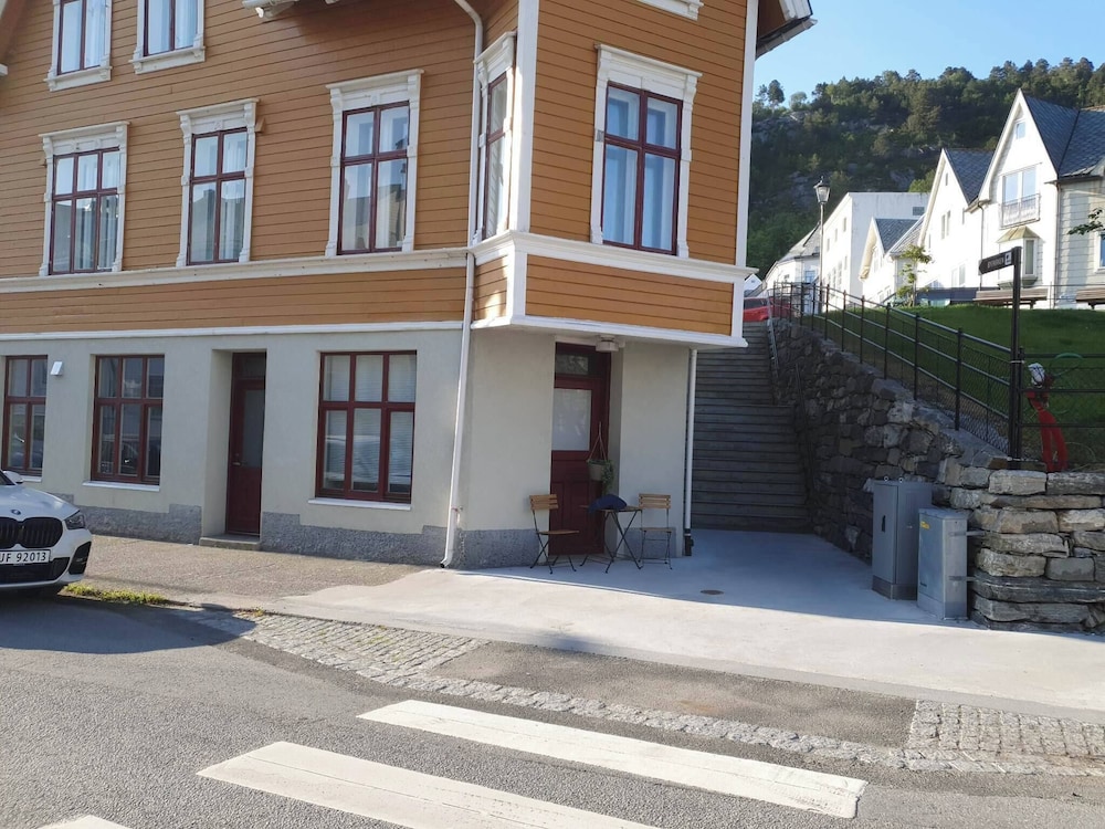 Cozy 1-bedroom Apartment in Ålesund's Heart, Kuva 22