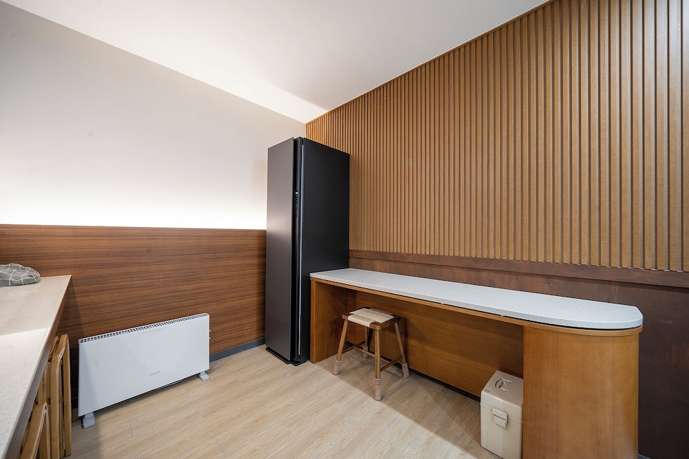 Premium Room - Photo 8