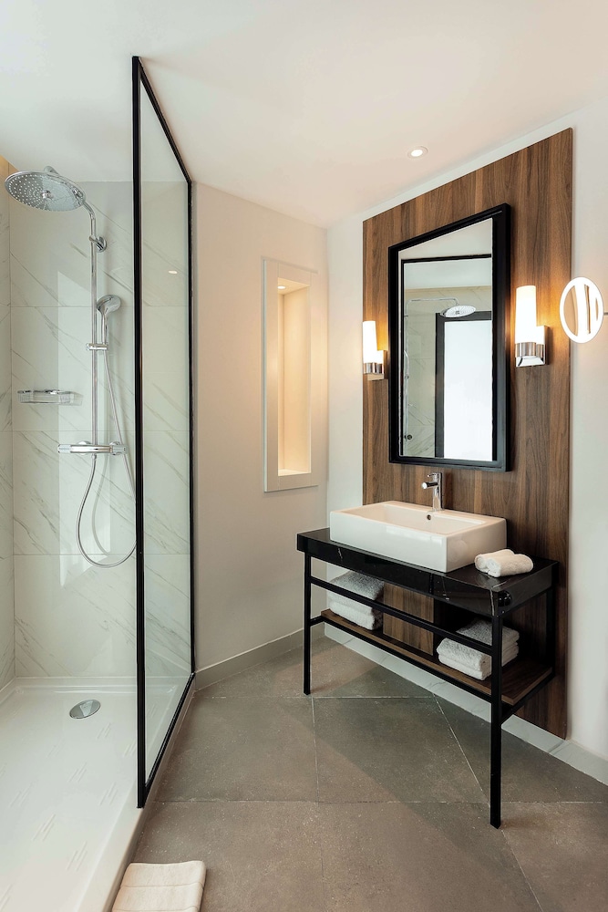 Premium Room - Photo 5
