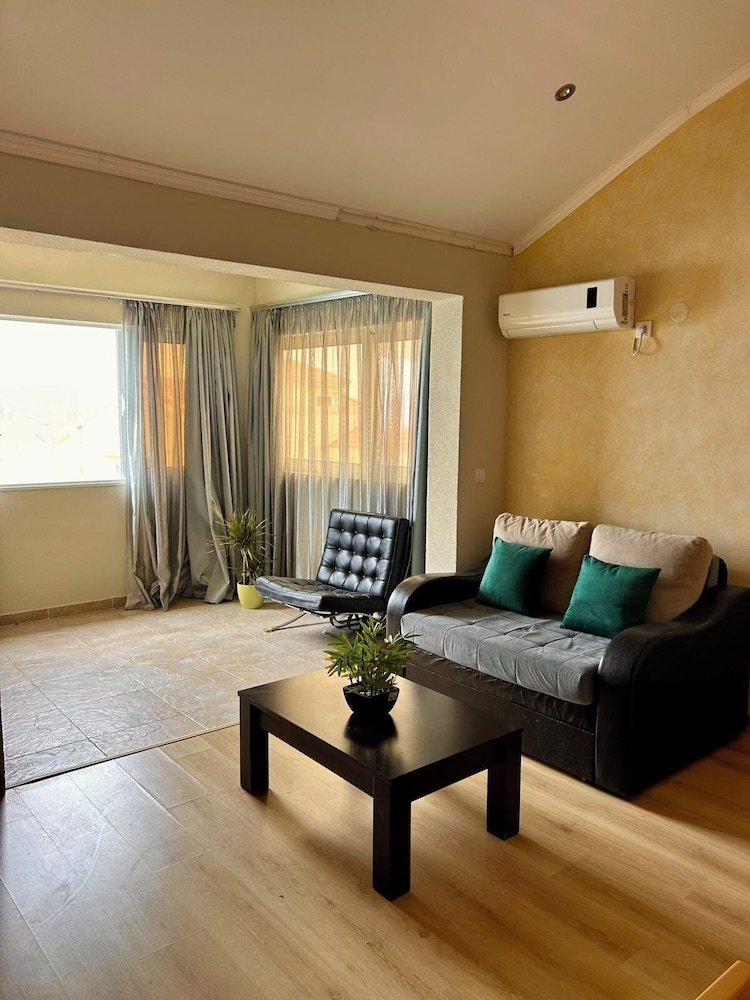 Apartment 501