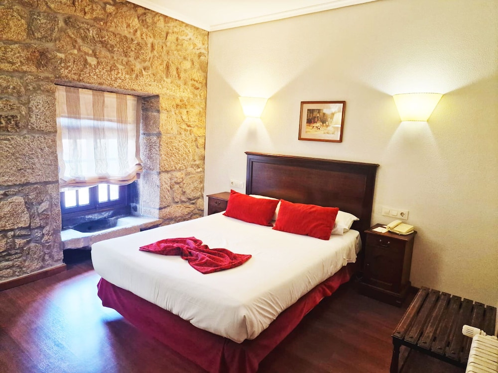 Classic Single Room