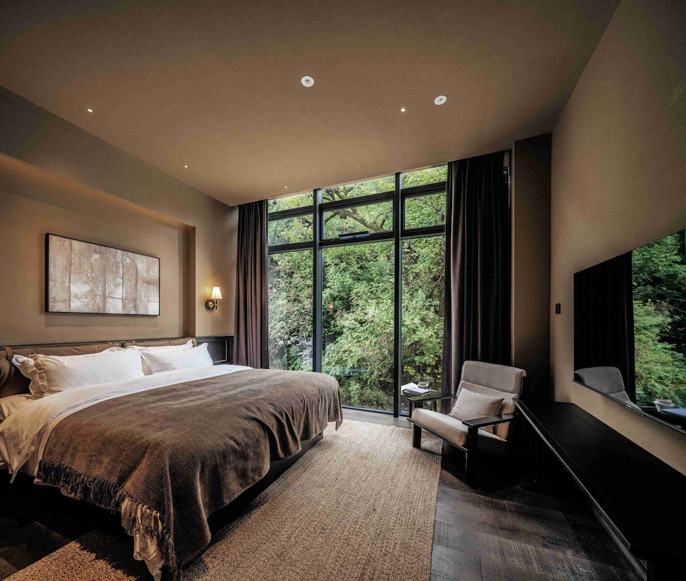 Junior Double Room
