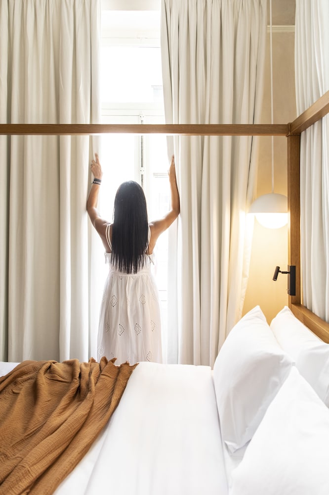 The Novel Suite photo 3