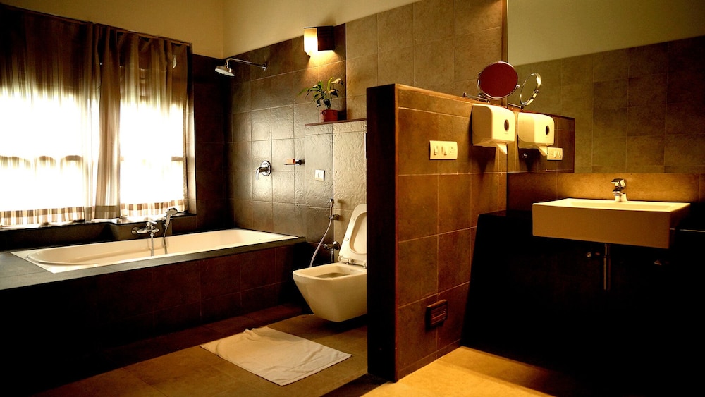 Honeymoon Villa photo 2