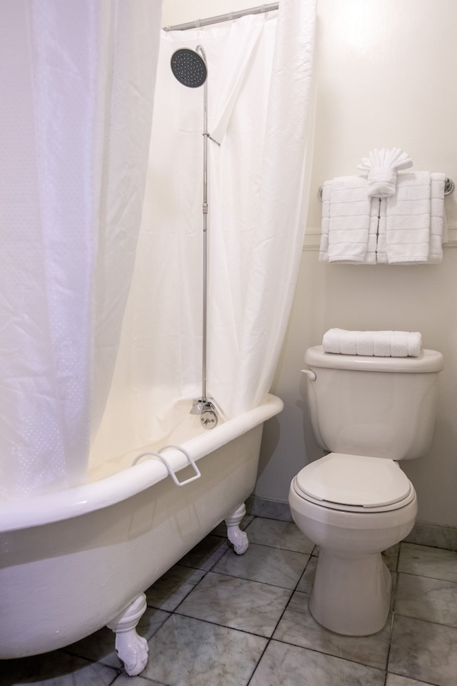 Double Room, Ensuite (Standard) - Photo 19