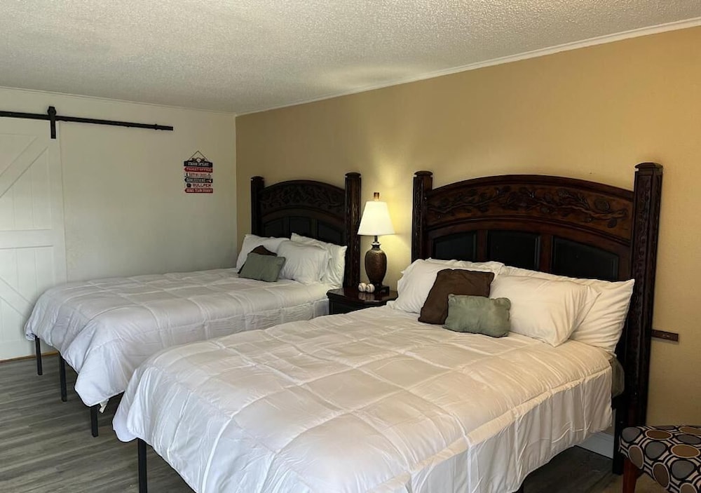 Basic Double Room