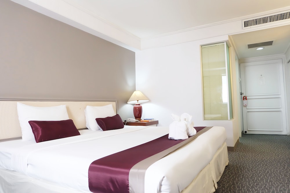 Deluxe Room - Photo 2