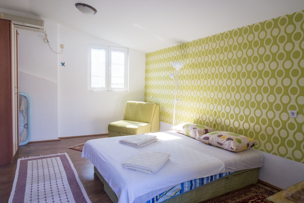 Economy Apartment