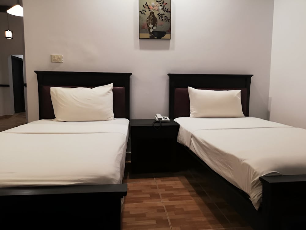 Twin Room - Photo 4