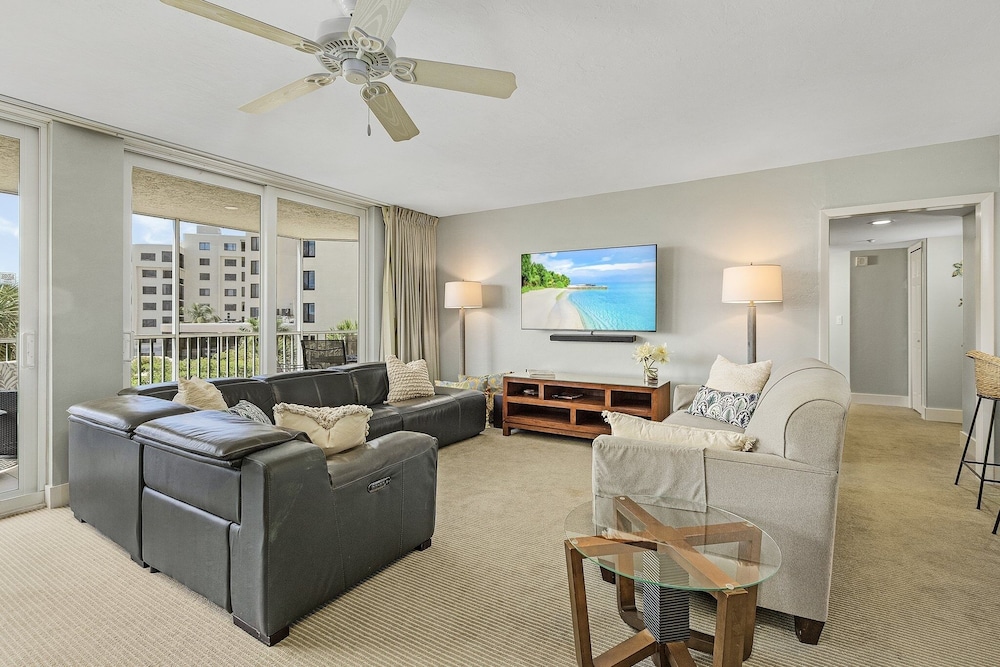 Condo, 3 Bedrooms photo 2