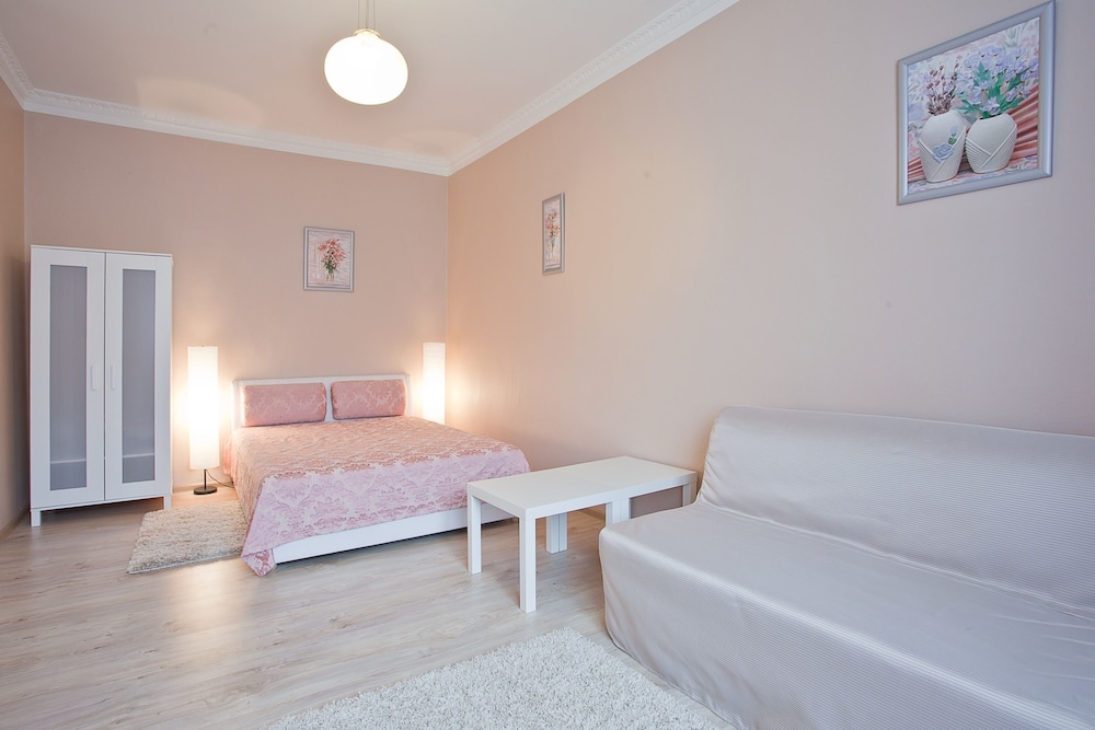 Economy Apartment photo 1