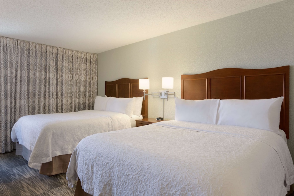 Two double beds non smoking photo 1