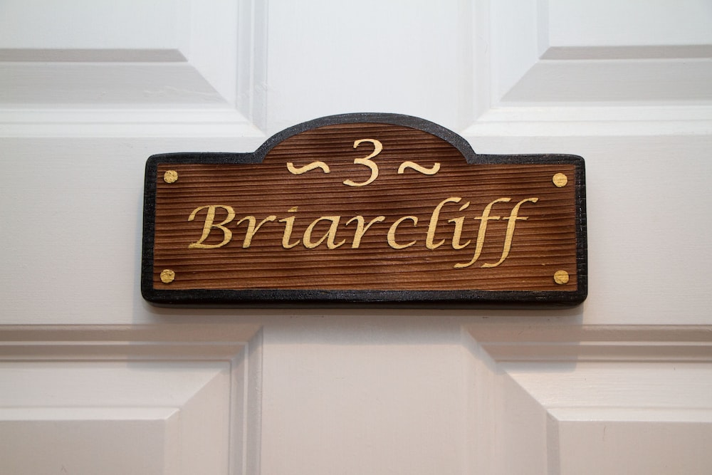 Basic Room, 1 Queen Bed (The Briarcliff Room) photo 2