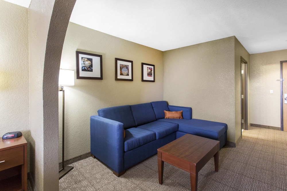 Suite, Non Smoking - Photo 7