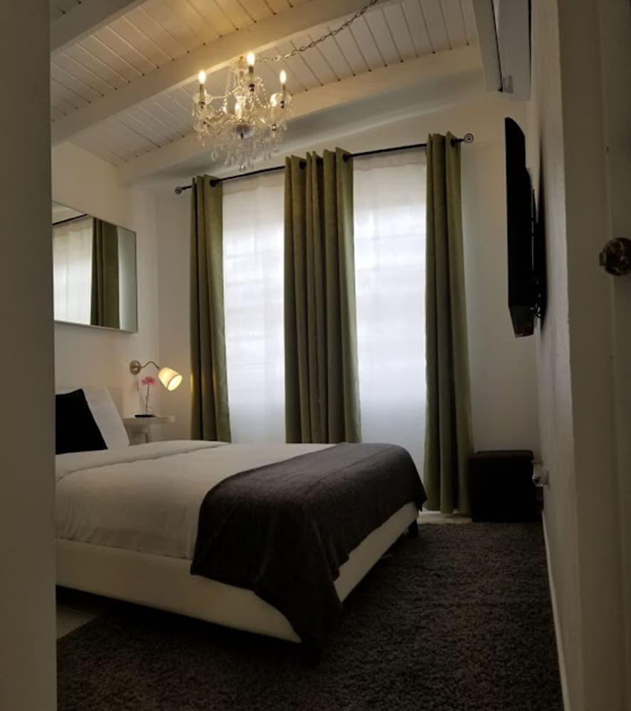 Basic Single Room