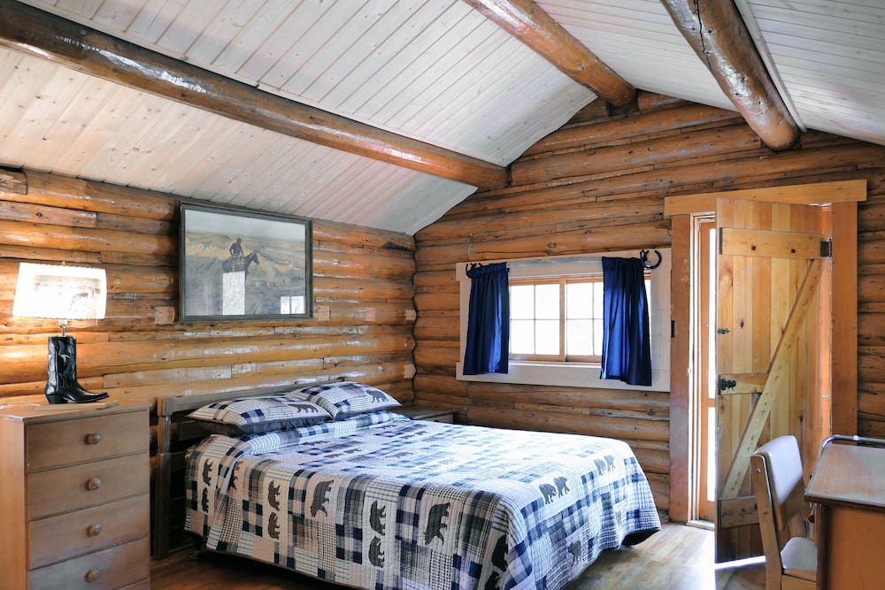 Family Cabin photo 2