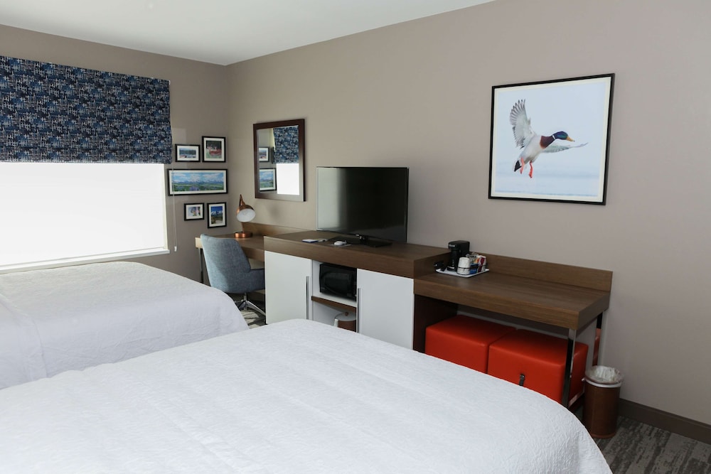 Room, 2 Queen Beds, Refrigerator & Microwave photo 3