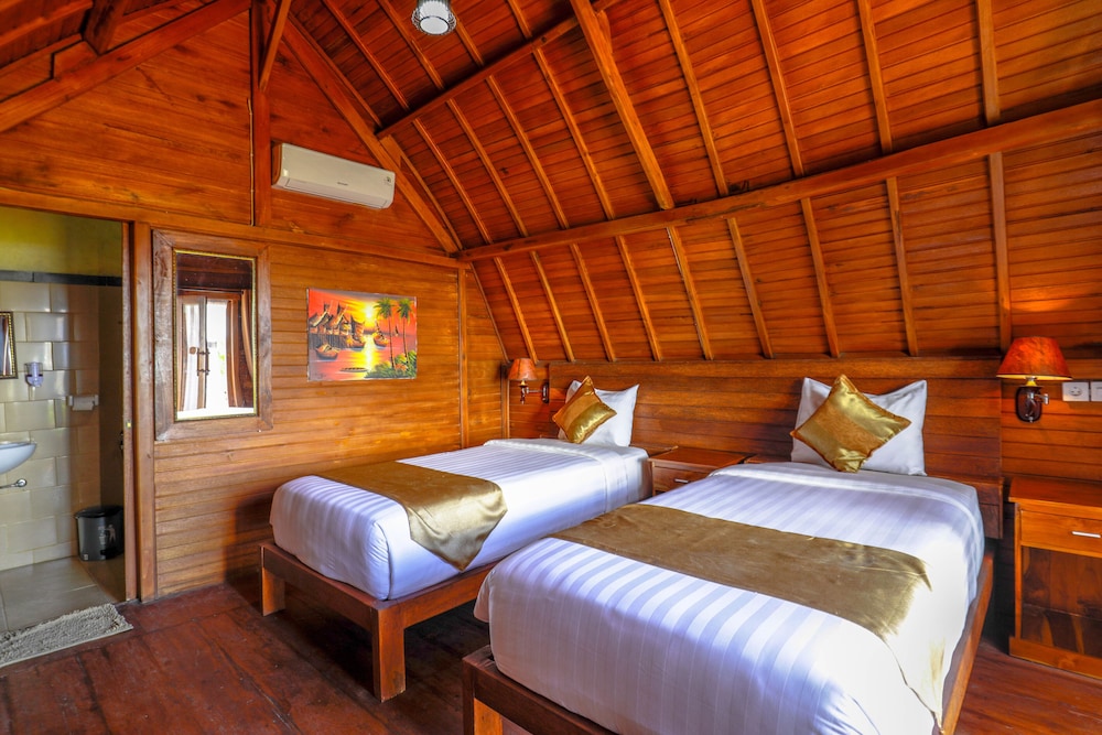 Deluxe Room - Photo 6