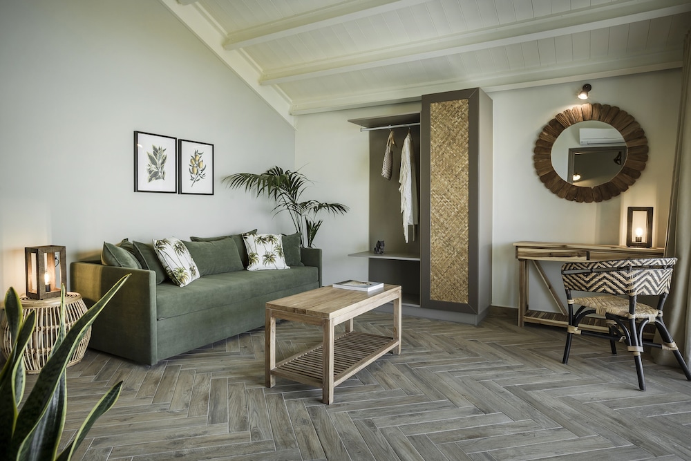 Suite, Sea View - Photo 10